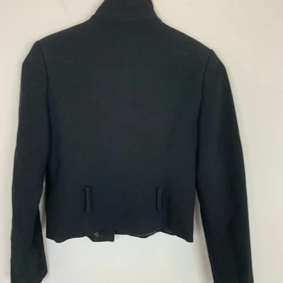 Short Black Blazer Size Small - Picture 5 of 7